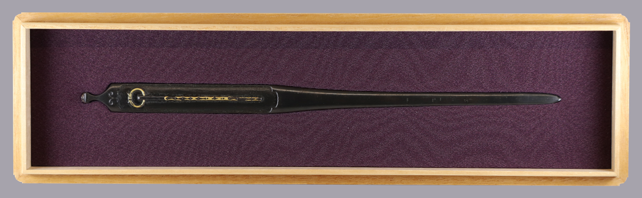 Ko Goto Riding Crop Kogai Boxed_1300px