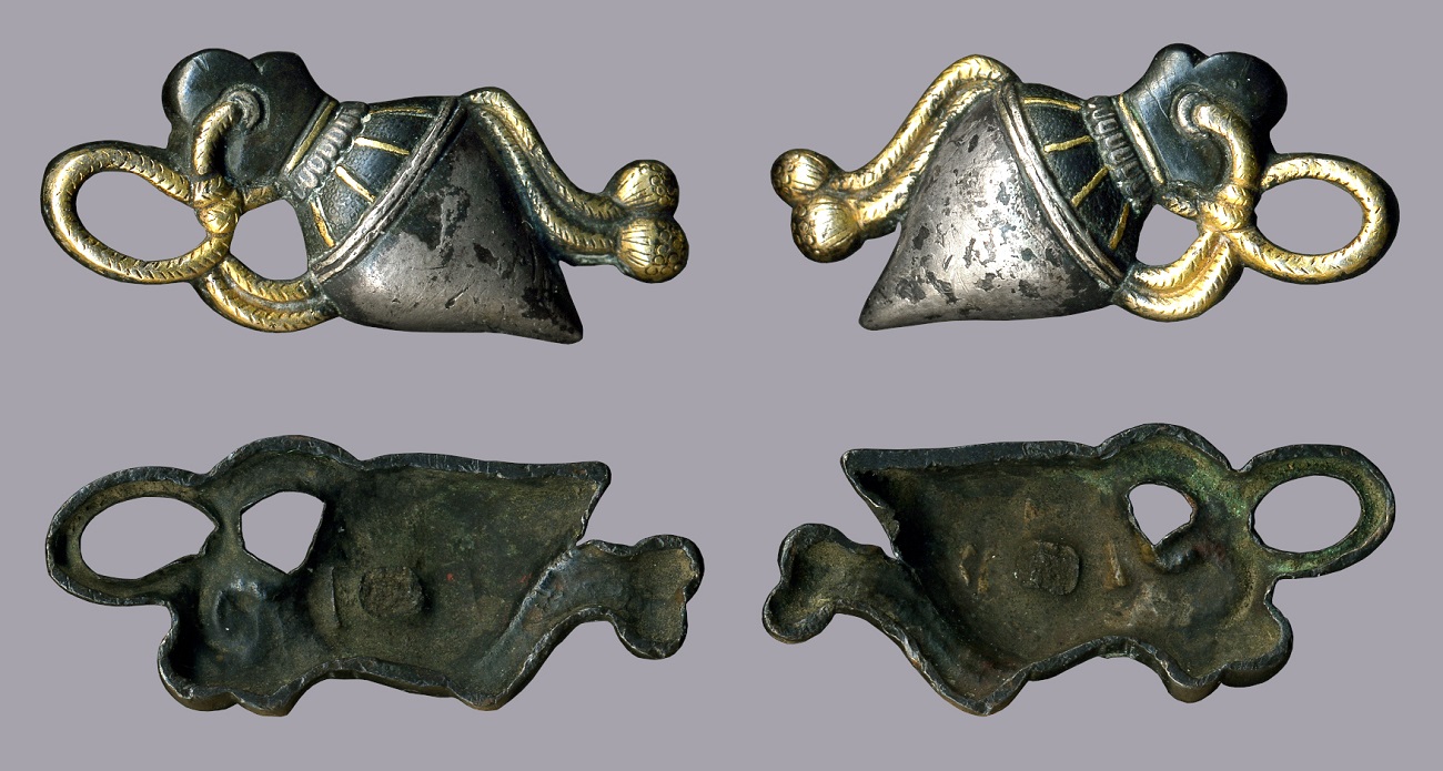 Kokinko Scroll Weights Menuki_1300px