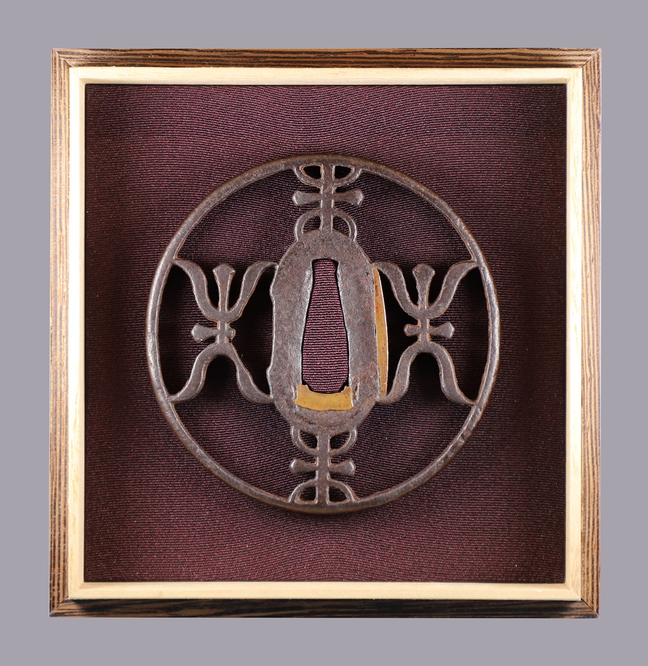Owari Moji Tsuba Boxed_1300px
