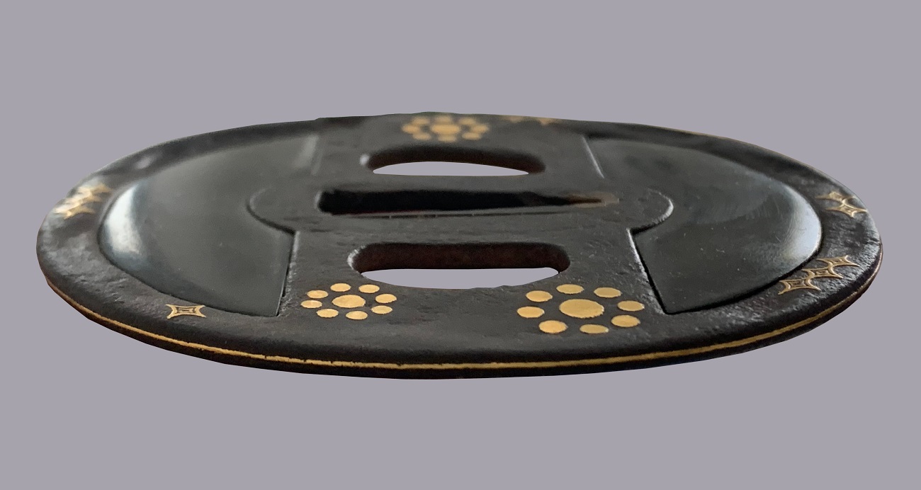 Umetada Kuyo Mon Tsuba Side_1300px